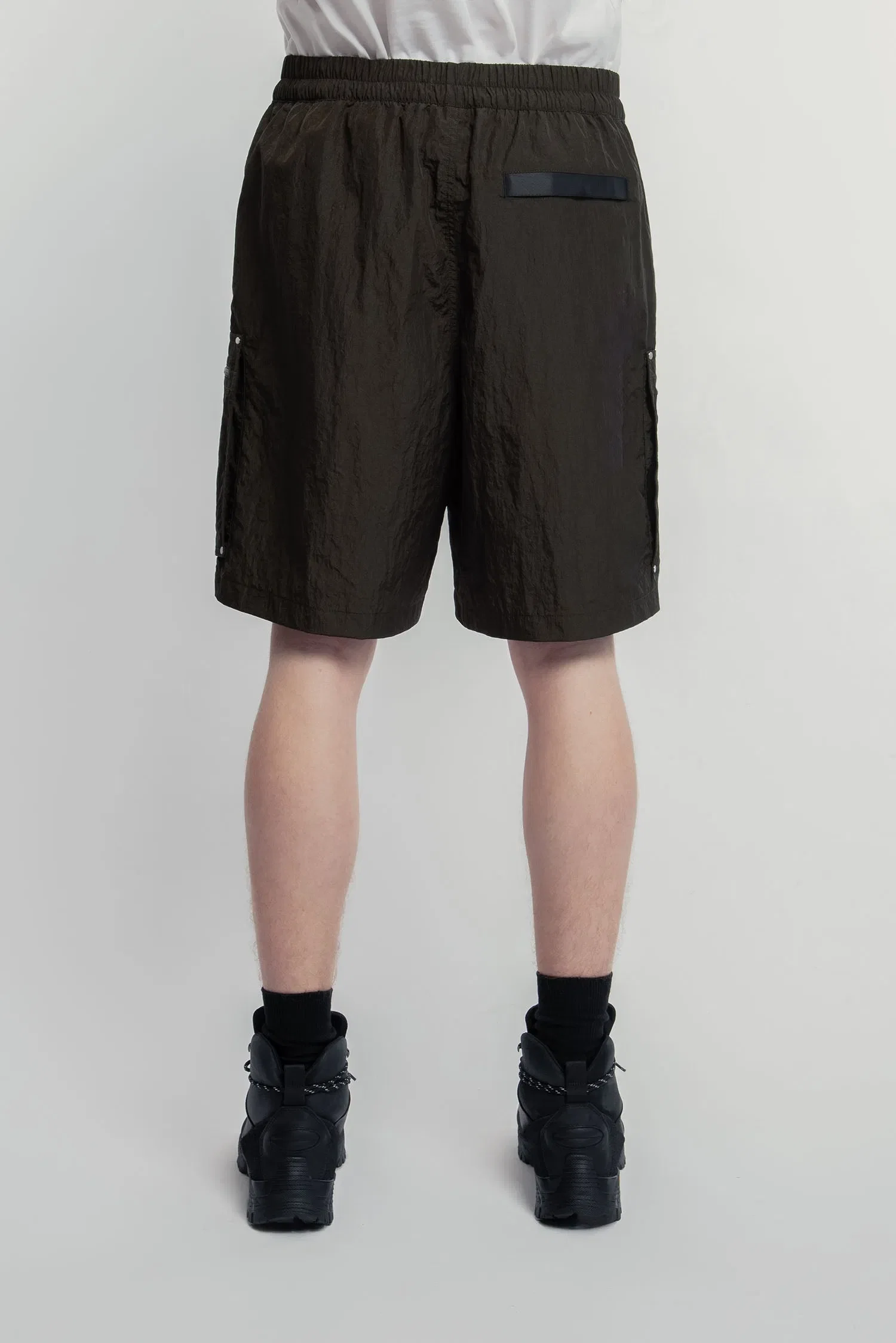 Spoonyard UNISEX ZIPPERED POCKET CARGO SHORTS