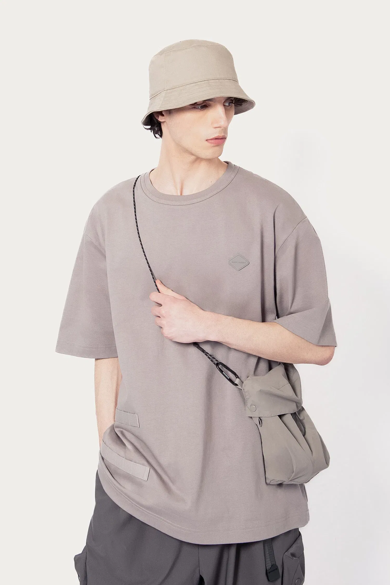 Spoonyard UNISEX ATTACHED POCKET TEE