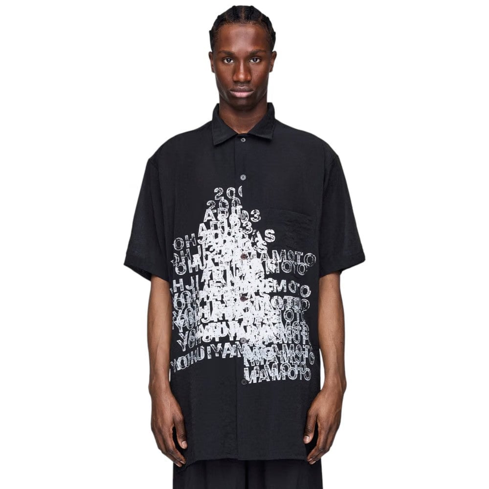 Y-3 PLACED GRAPHIC SHORT SLEEVE LONG SHIRT