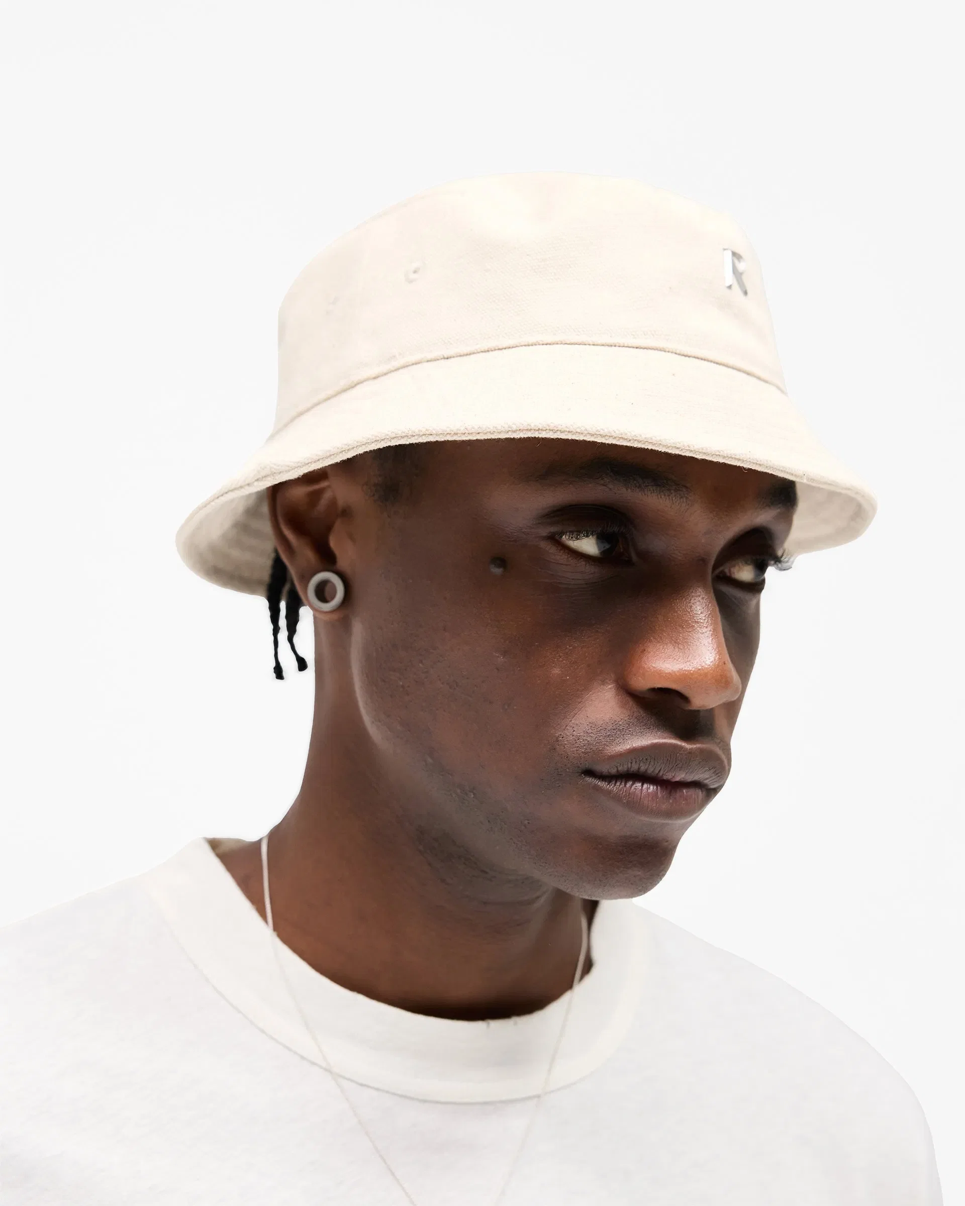 SC25 Initial Bucket Hat - Champagne