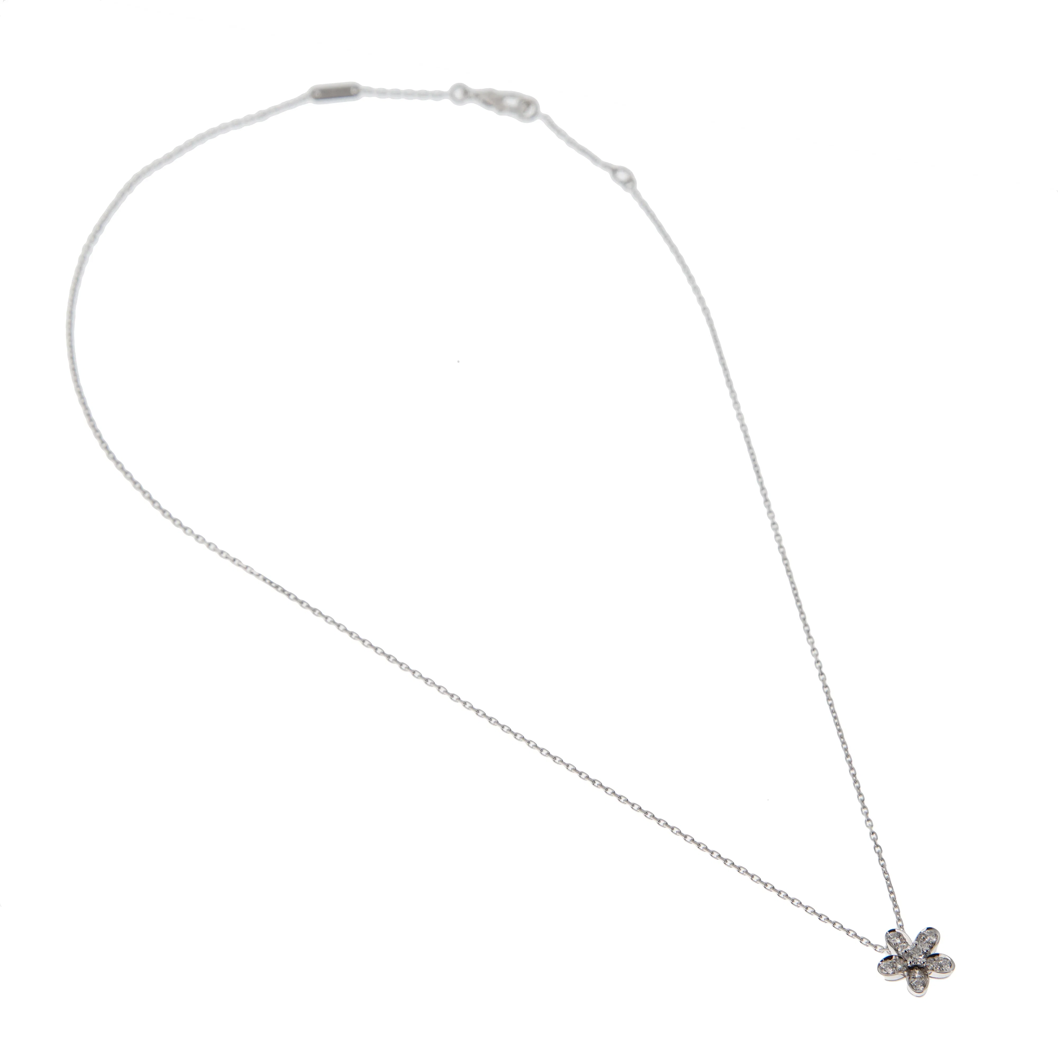 Van Cleef & Arpels Socrate Flower Diamond 18k White Gold Pendant Necklace