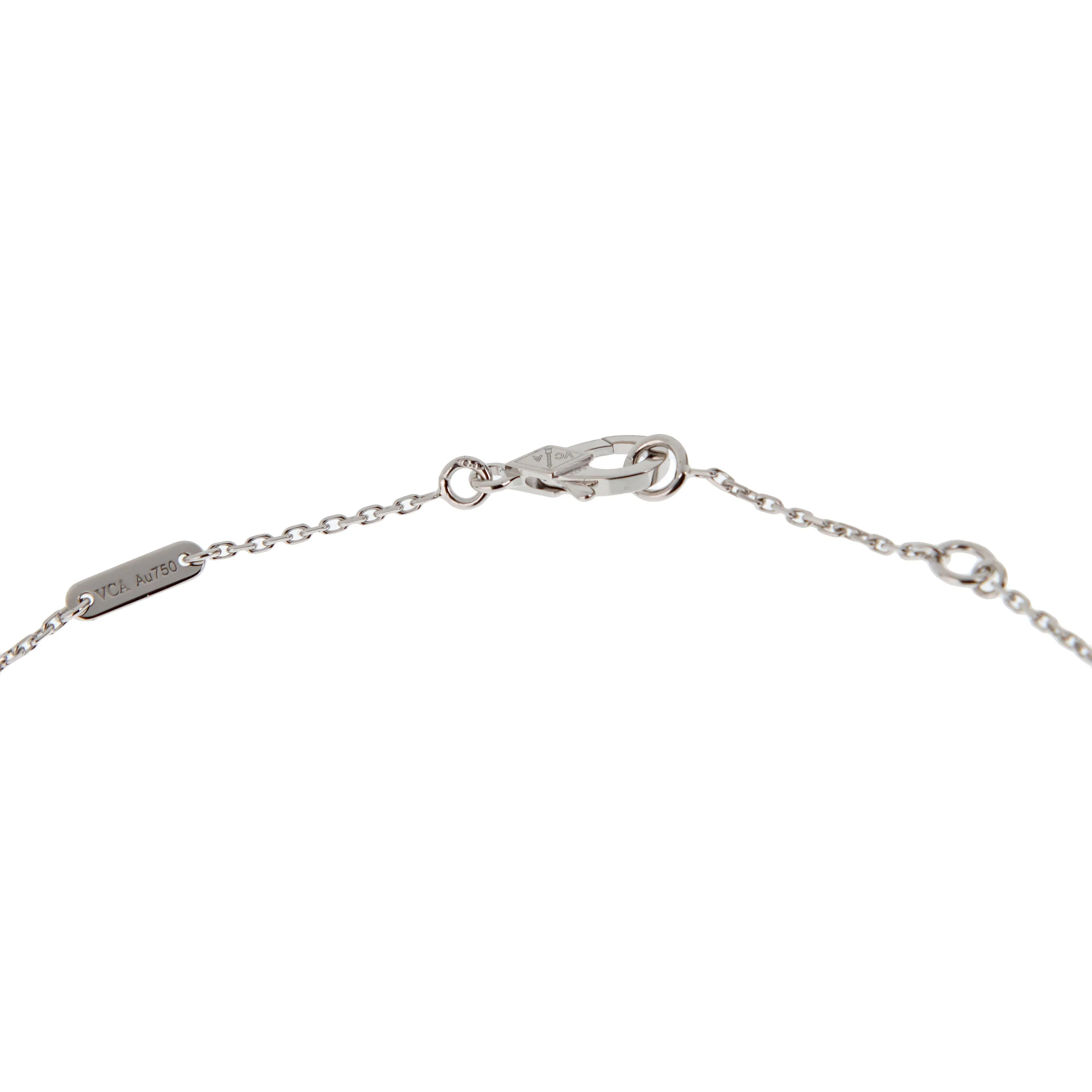 Van Cleef & Arpels Socrate Flower Diamond 18k White Gold Pendant Necklace