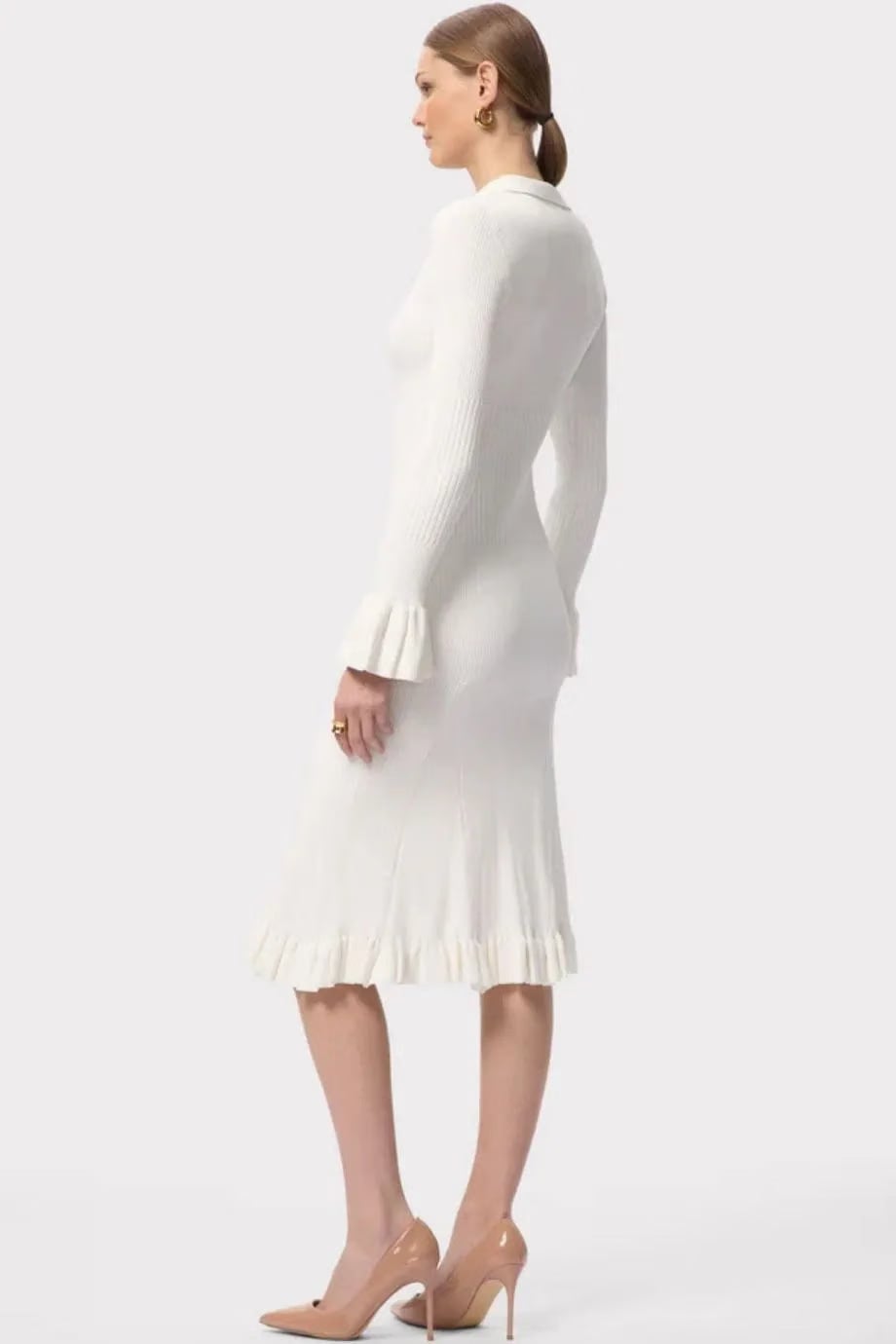 Hervé Léger Hallie Long Sleeves V Neck Knit Midi Dress In Cream