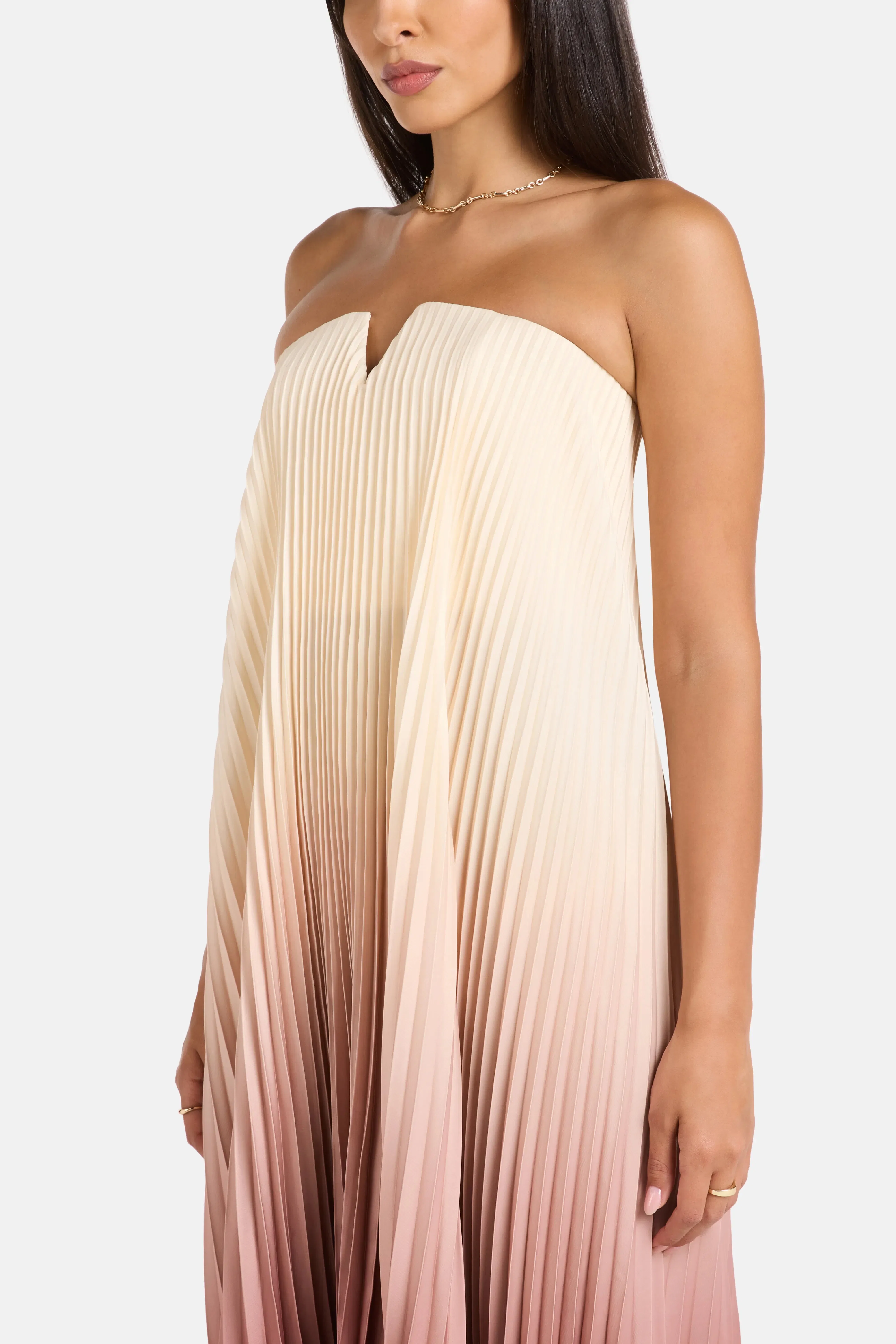 L'IDÉE Black Tie Souffle Pleated Evening Dress in Red