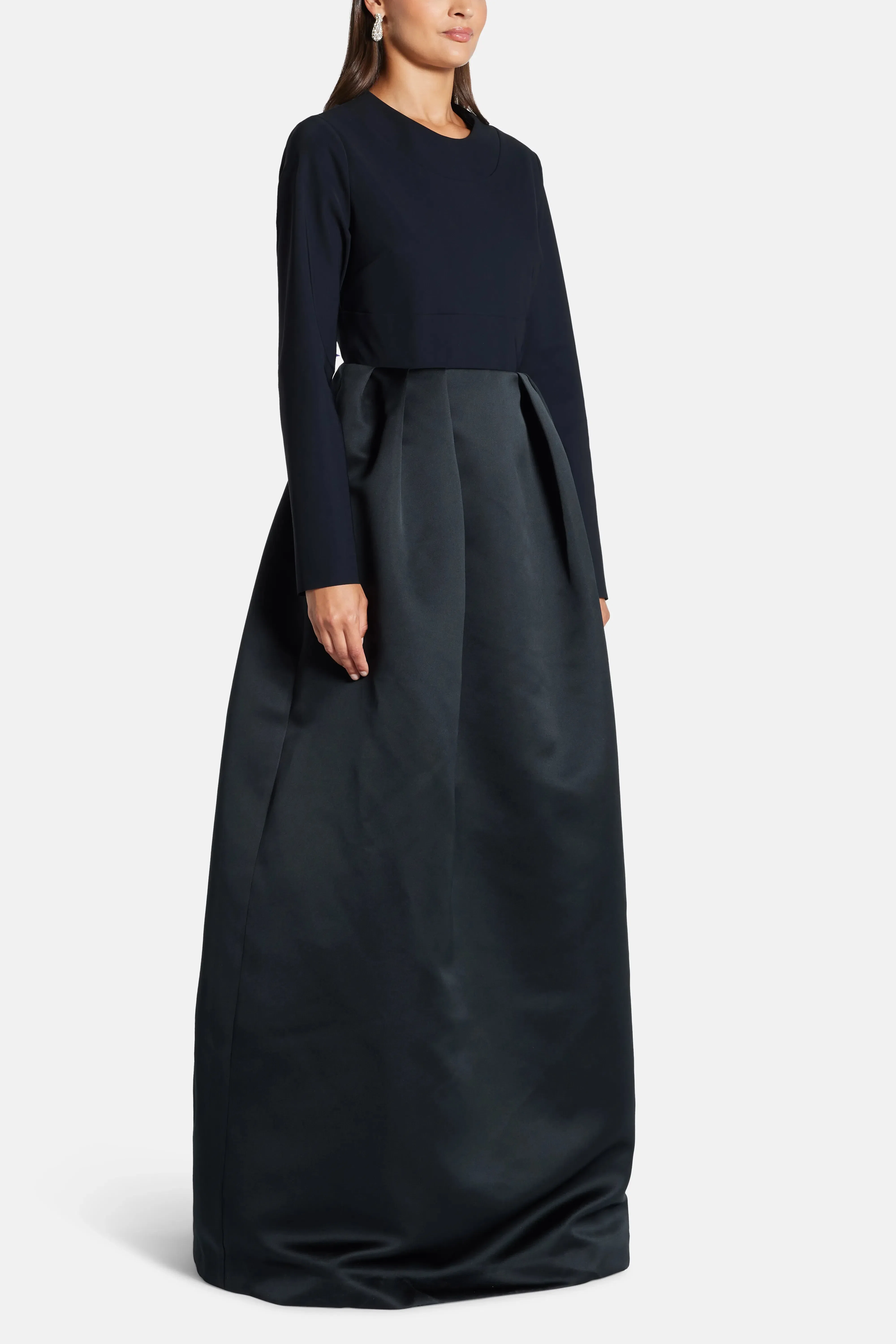 Greta Constantine Box Pleats Long Sleeves Round Neck Evening Dress in Black