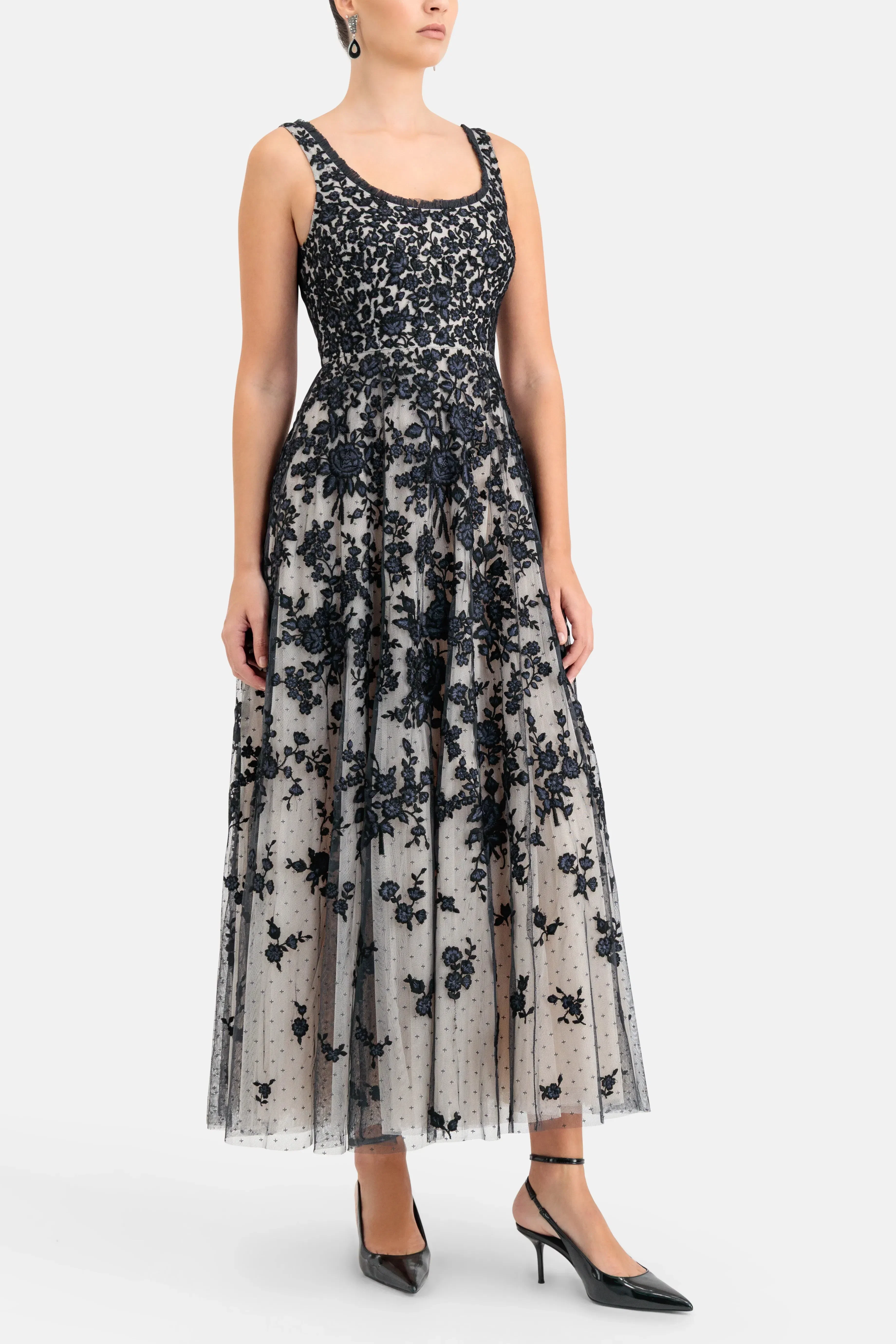 Needle & Thread Rosa Scoop Neck Floral Sleeveless Evening Dress in Black