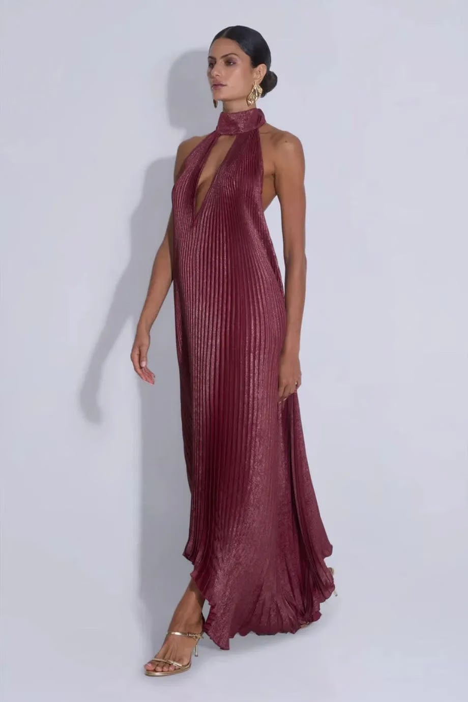 L'IDÉE Opera Wine Shimmer Halter Neck Sleeveless Pleated Evening Dress in Red