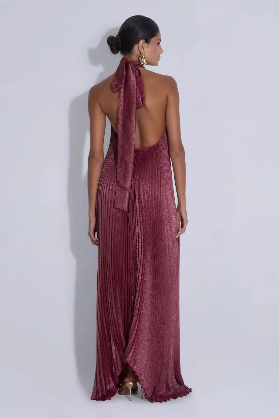 L'IDÉE Opera Wine Shimmer Halter Neck Sleeveless Pleated Evening Dress in Red