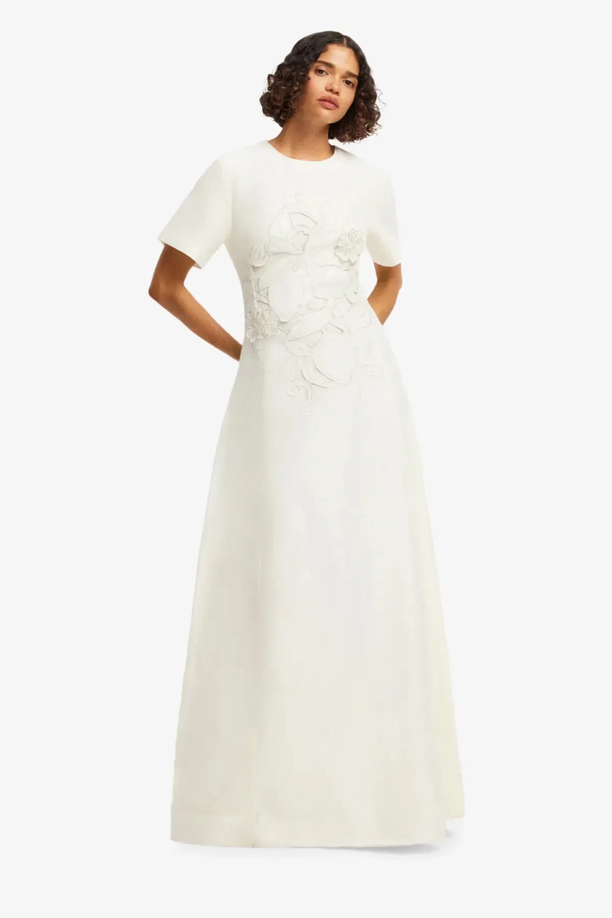 Leo Lin Alice Floral Applique Short Sleeves Linen Maxi Dress in White