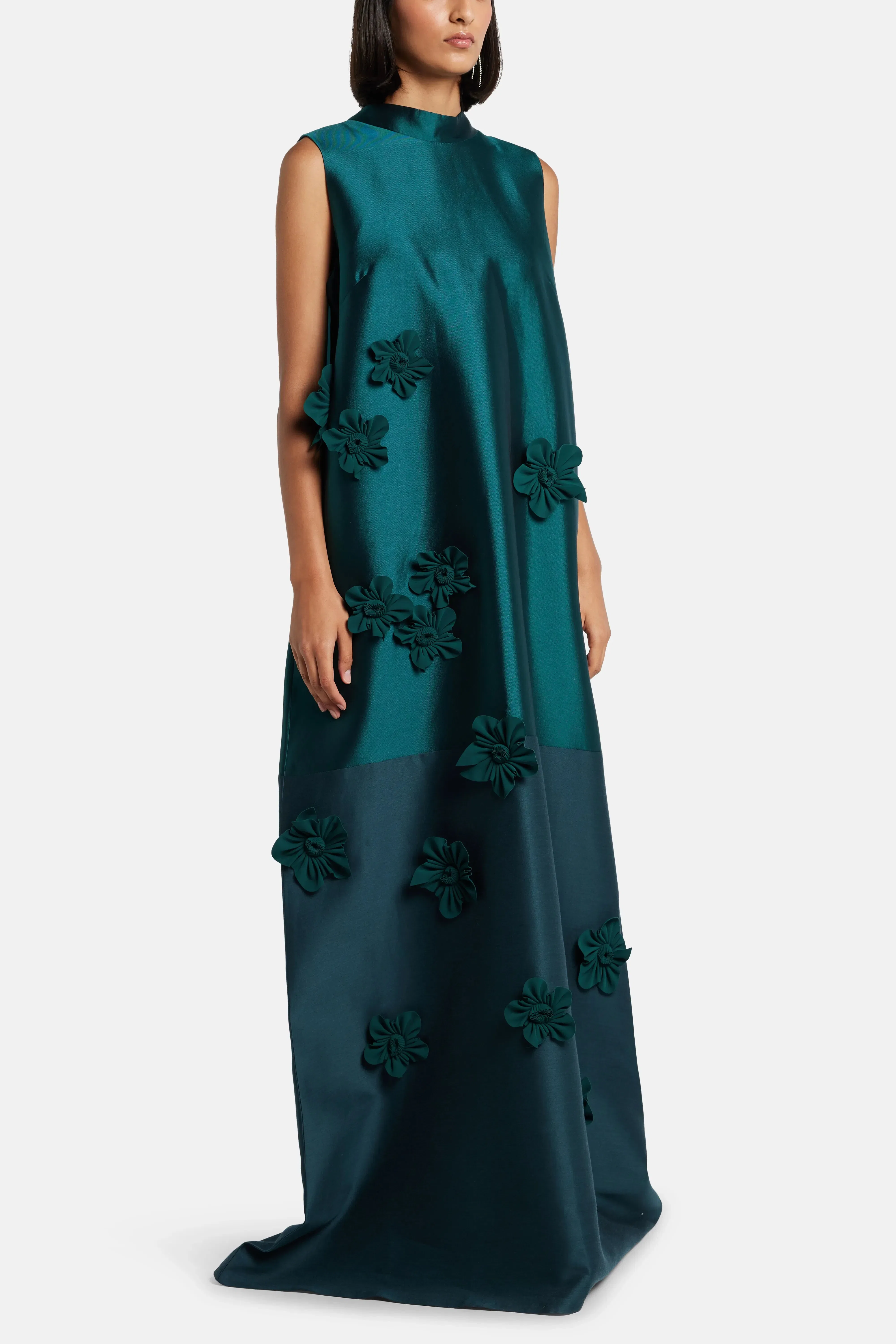 Greta Constantine A-Line Floral Applique Sleeveless Silk Evening Gown in Green
