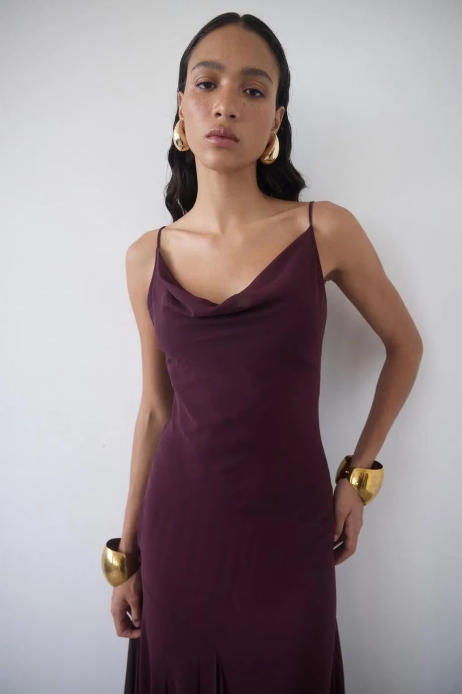 De La Vali Attica Sleevleess Maxi Dress in Burgundy