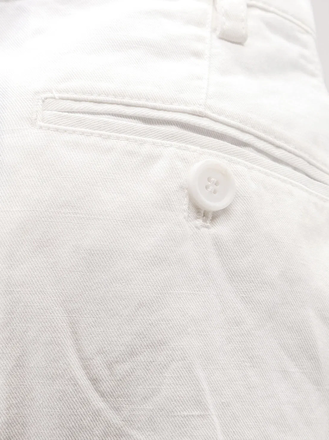 ASPESI Cotton and linen shorts