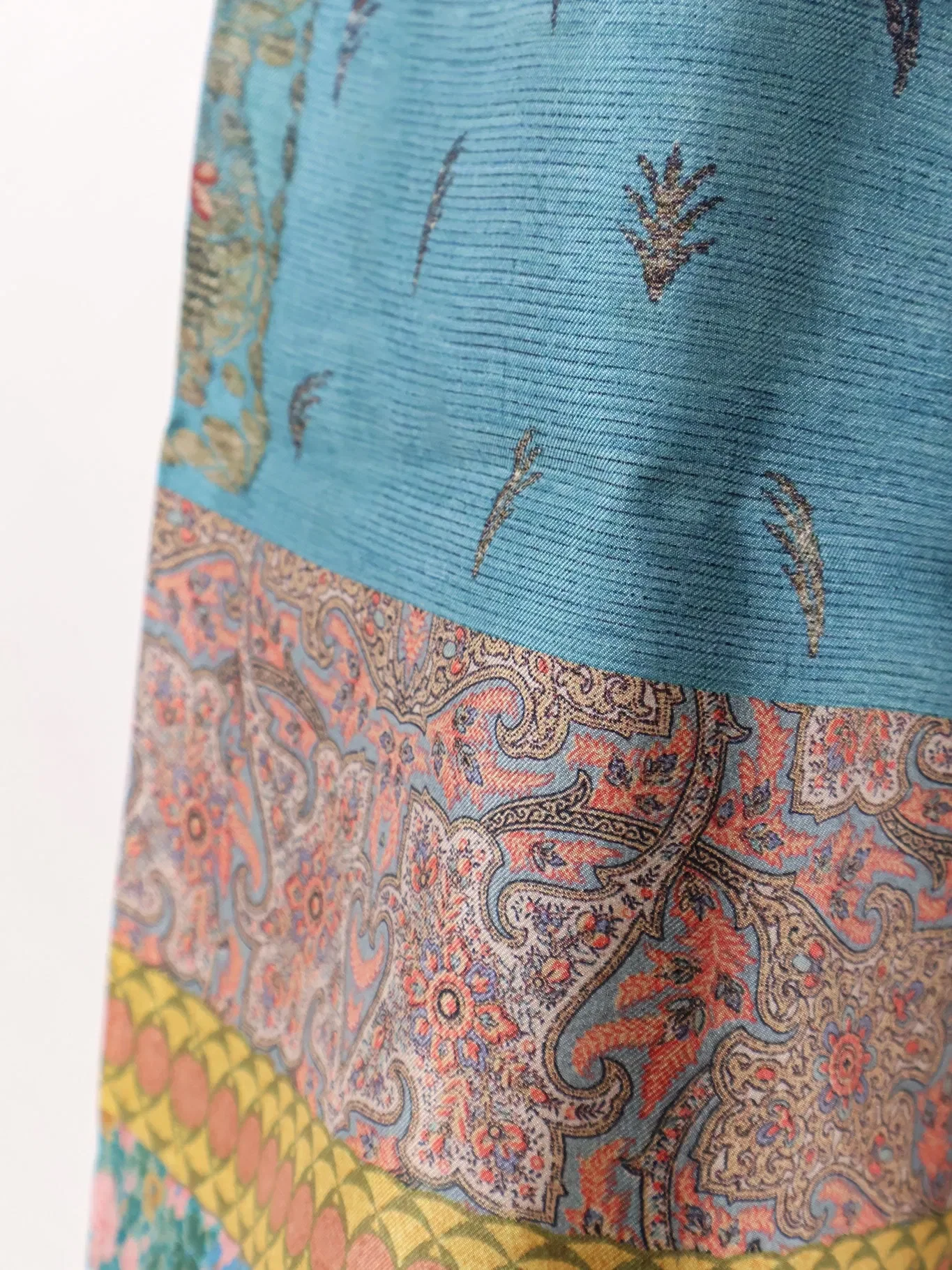 Pierre-Louis Mascia Silk bermuda shorts with floral print