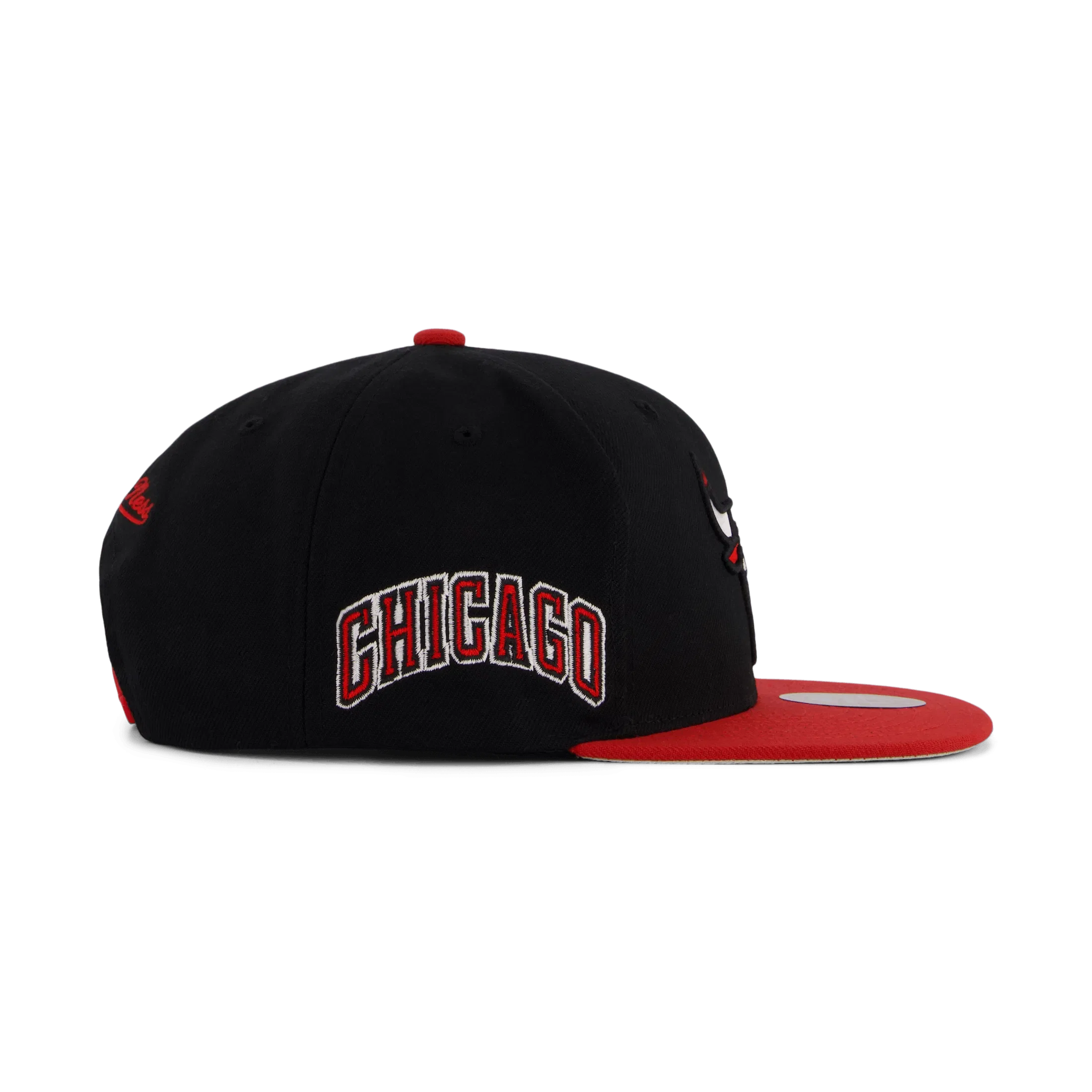Mitchell & Ness Bulls Side Core 2.0 Snapback