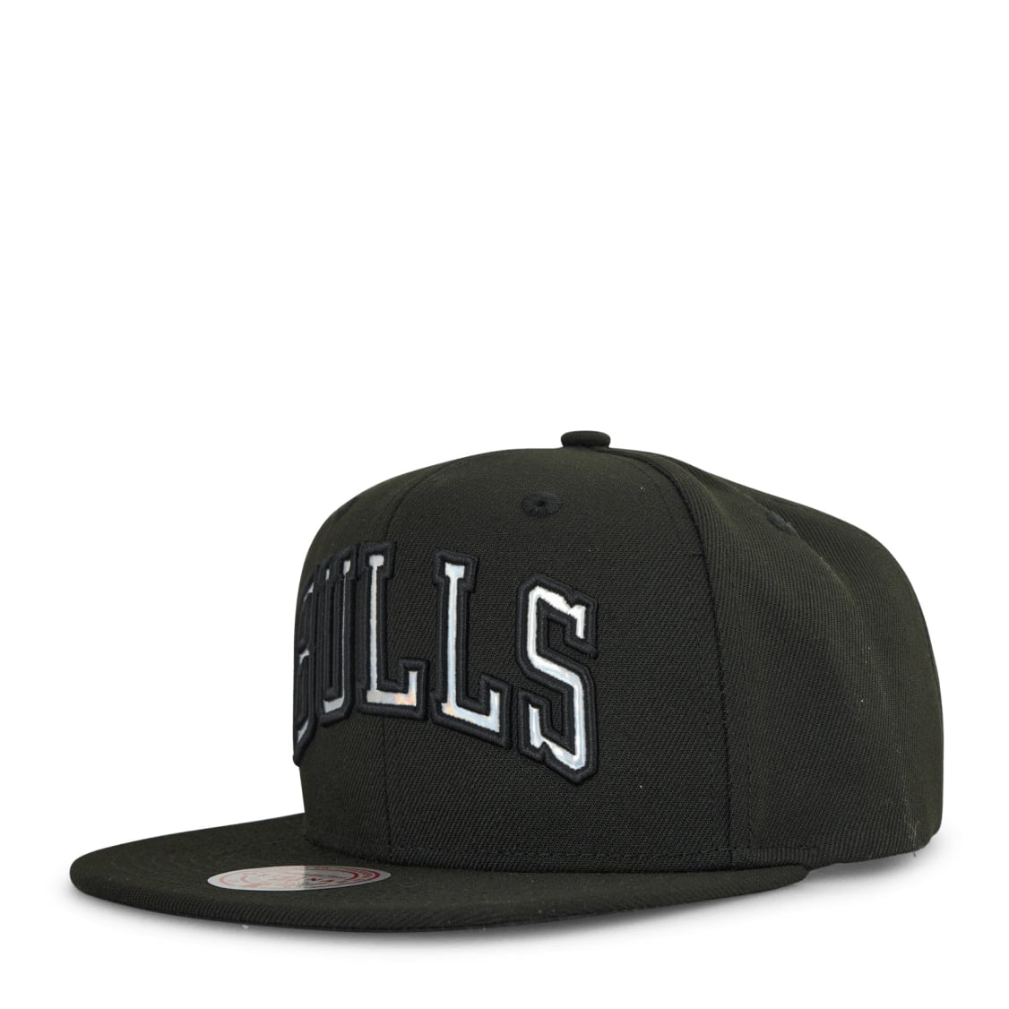 Mitchell & Ness Bulls Iridescent Wordmark Snapback