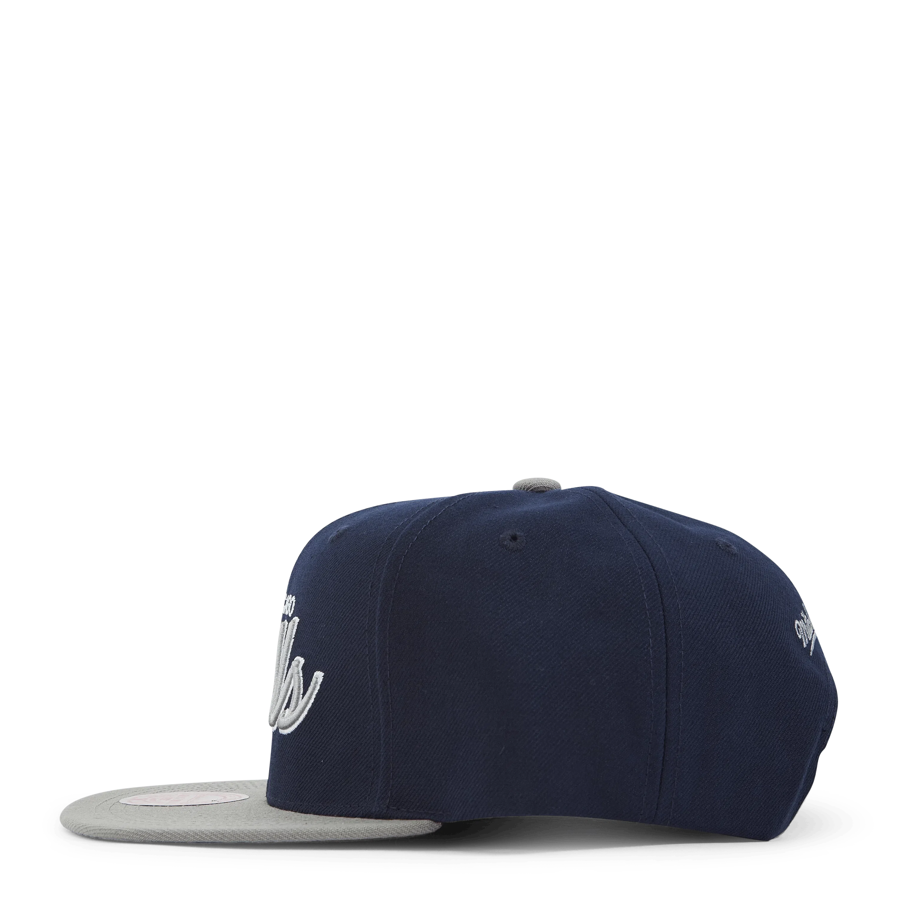 Mitchell & Ness Bulls Navy Spirit Script Snapback