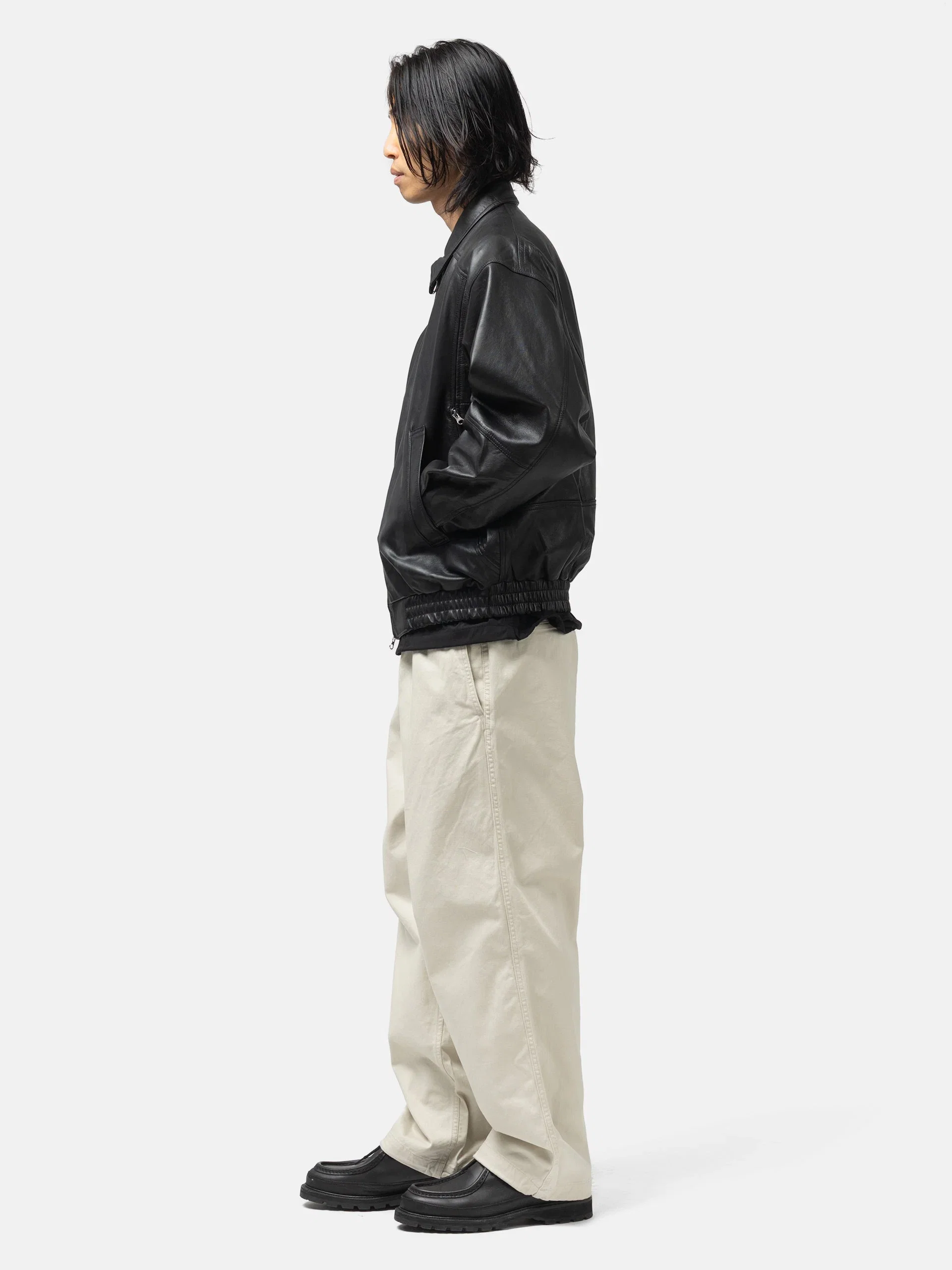 BEAMS Wide Basic Twill Easy Pants Ivory