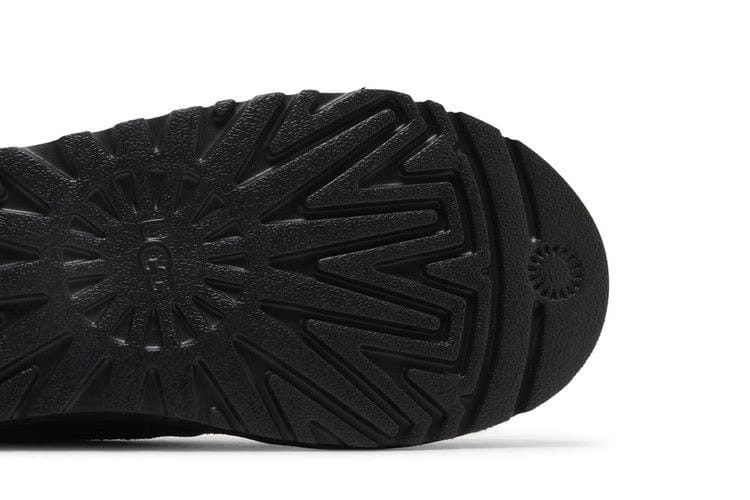 UGG Neumel Boot Black