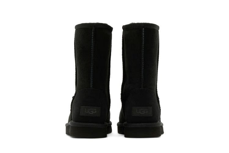 UGG Wmns Classic Short II 'Black'