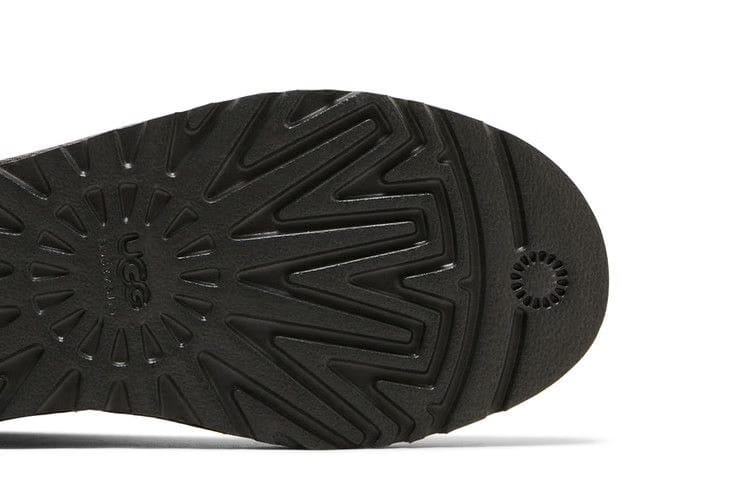 UGG Wmns Classic Short II 'Grey'