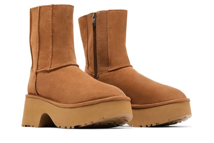 UGG Wmns Classic Twin Seam New Heights Boot 'Chestnut'