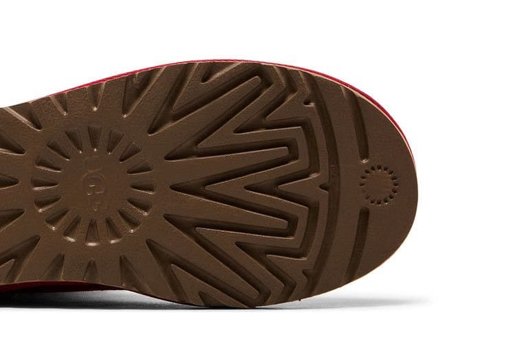 UGG Wmns Classic Short II 'Ribbon Red'