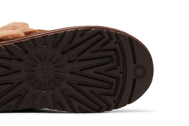 UGG Wmns Classic Chillapeak Boot 'Burnt Cedar'