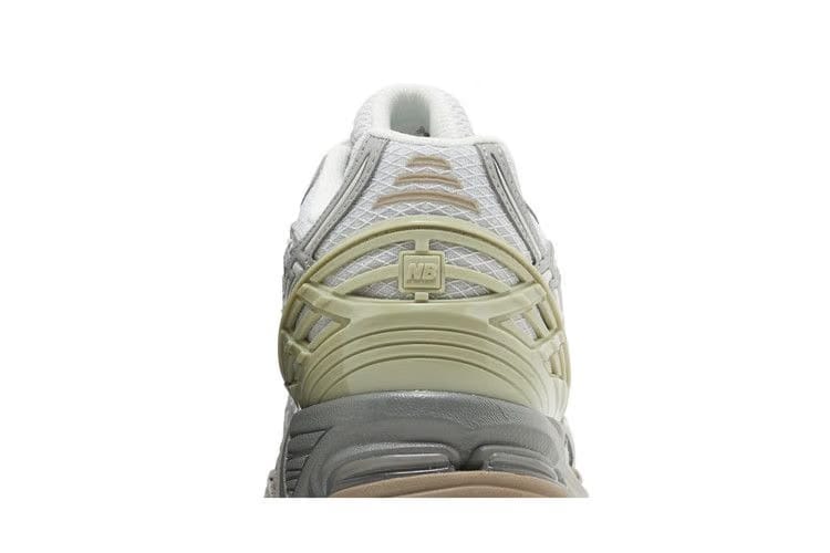 New Balance 1906R White Olivine