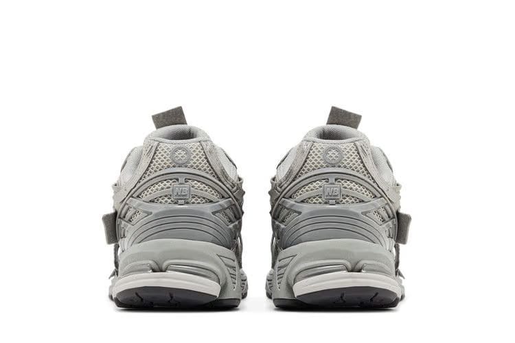 New Balance 1906A Concrete Silver Metallic