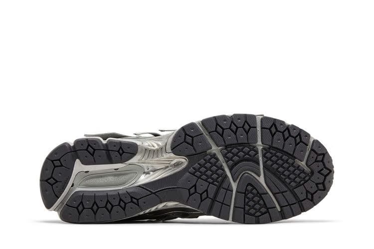 New Balance 1906A Concrete Silver Metallic