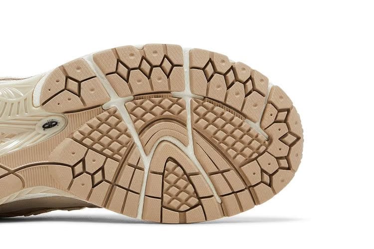 New Balance 1906F Timberwolf Frappe