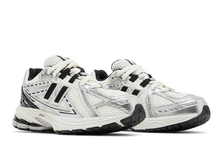 New Balance 1906R Big Kid Silver Metallic Black