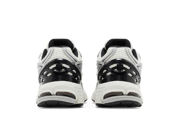 New Balance 1906R Big Kid Silver Metallic Black