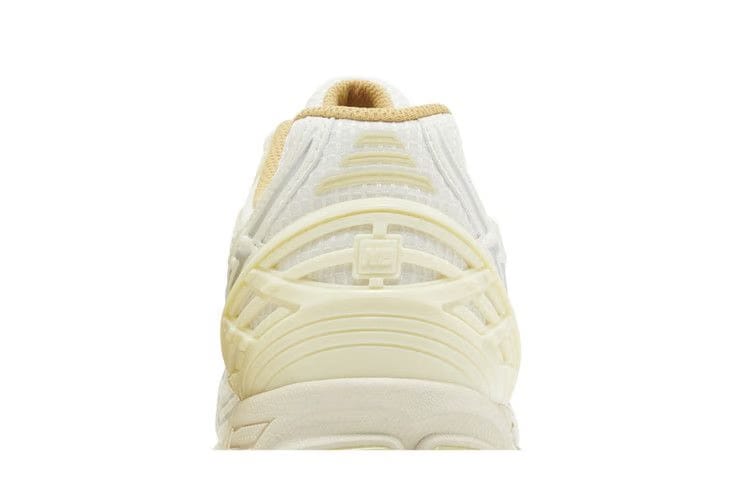 New Balance 1906U Lunar New Year - Sea Salt