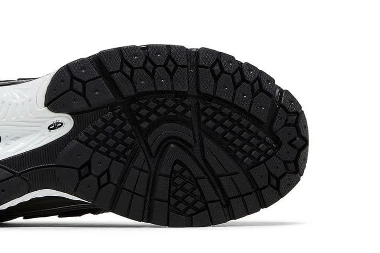 New Balance 1906R Black Grey White