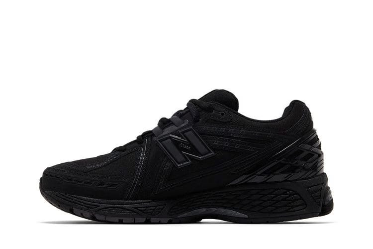 New Balance 1906R Triple Black