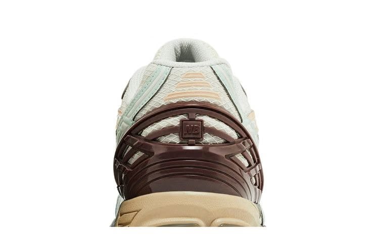 New Balance 1906U Clay Ash