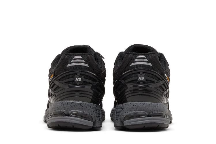 New Balance 1906R Cordura Pouch - Black