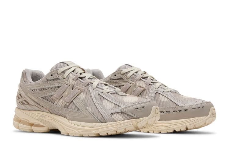 New Balance 1906R Polka Dot Pack - Moonrock
