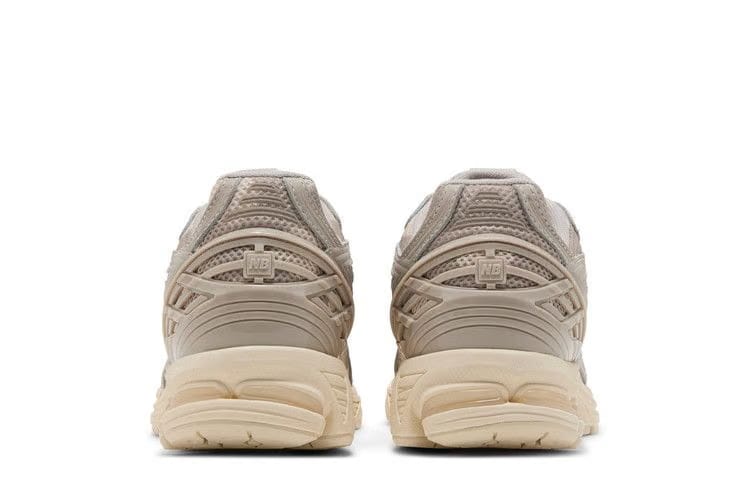 New Balance 1906R Polka Dot Pack - Moonrock