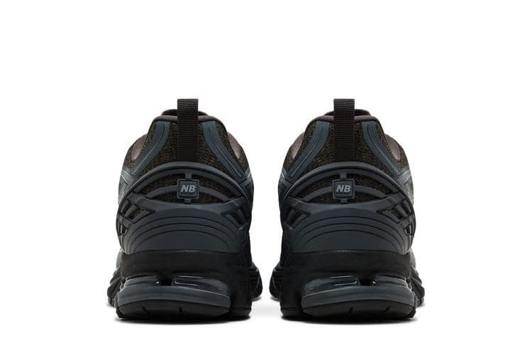 New Balance 1906R Black Cement Graphite