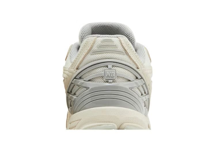 New Balance 1906R Sea Salt Grey