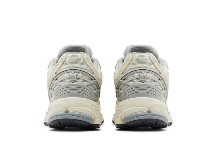 New Balance 1906R Sea Salt Grey