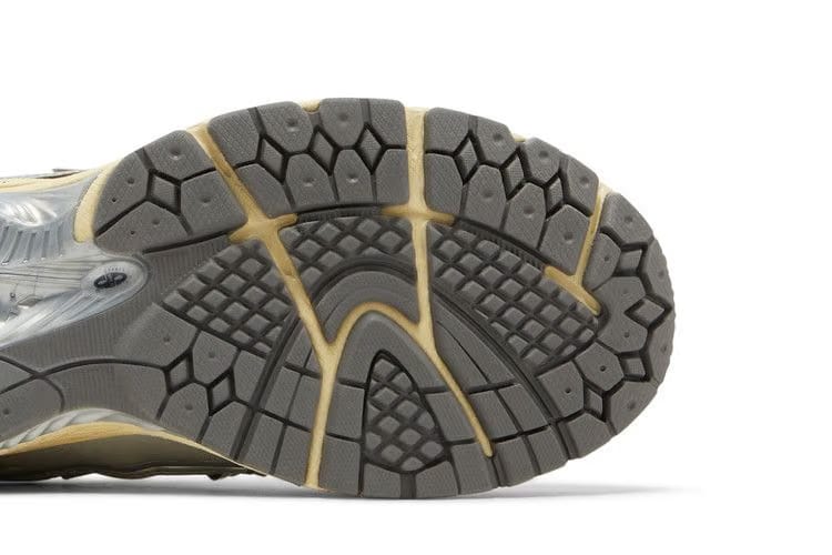 thisisneverthat x New Balance 1906R The 2022 Downtown Run
