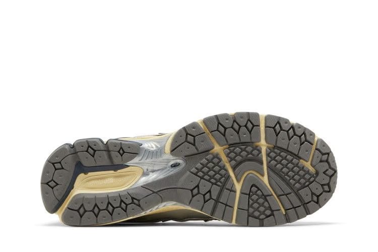 thisisneverthat x New Balance 1906R The 2022 Downtown Run