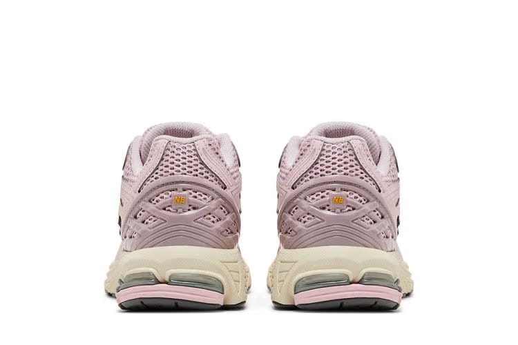 New Balance 1906R Big Kid Rose Sugar Ice Wine