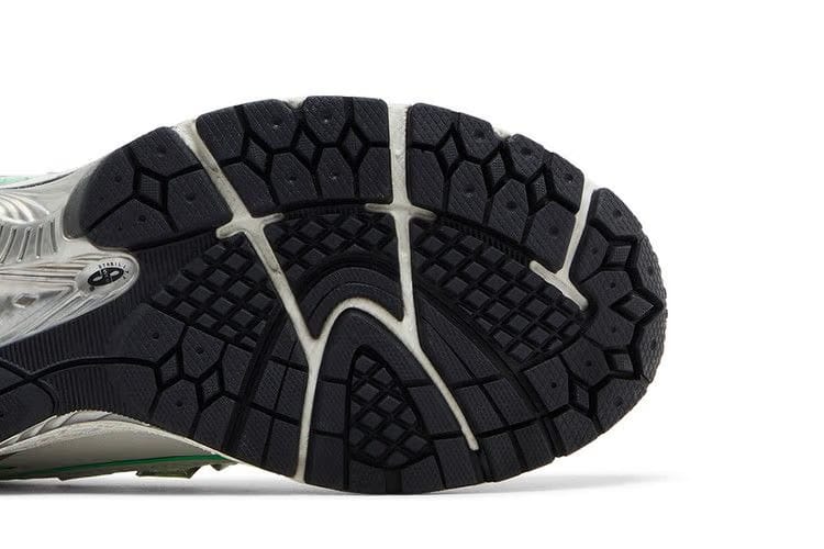 New Balance 1906R Neon Pack - Green ASOS Exclusive