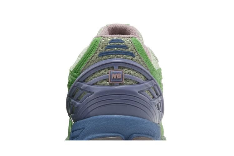 New Balance 1906R Green Astral Purple