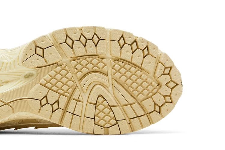 New Balance 1906U Butter Yellow