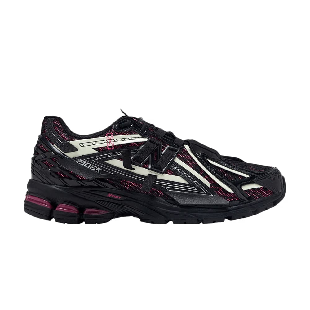 New Balance 1906A Black Dragon Berry